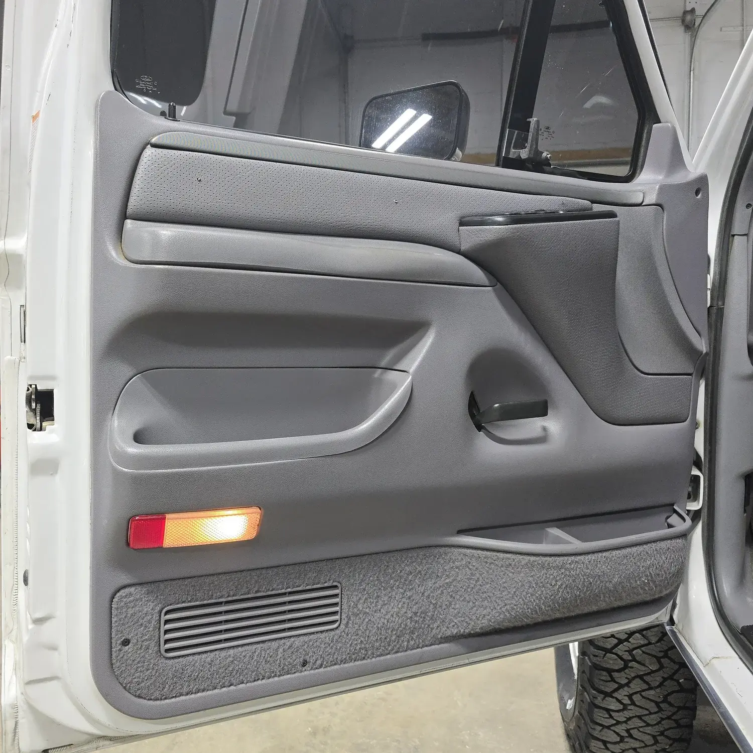 1994 Ford Centurion C-350
