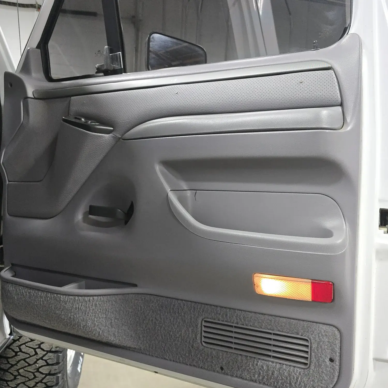 1994 Ford Centurion C-350