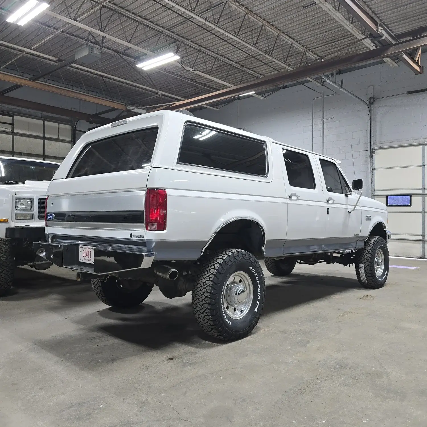 1994 Ford Centurion C-350 - 3