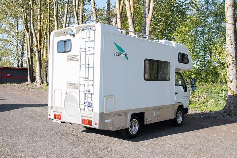 1998 Toyota Camroad Liberty - 3