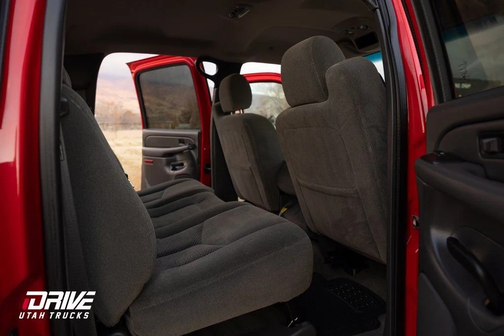 2004 Chevrolet Silverado 2500HD LS