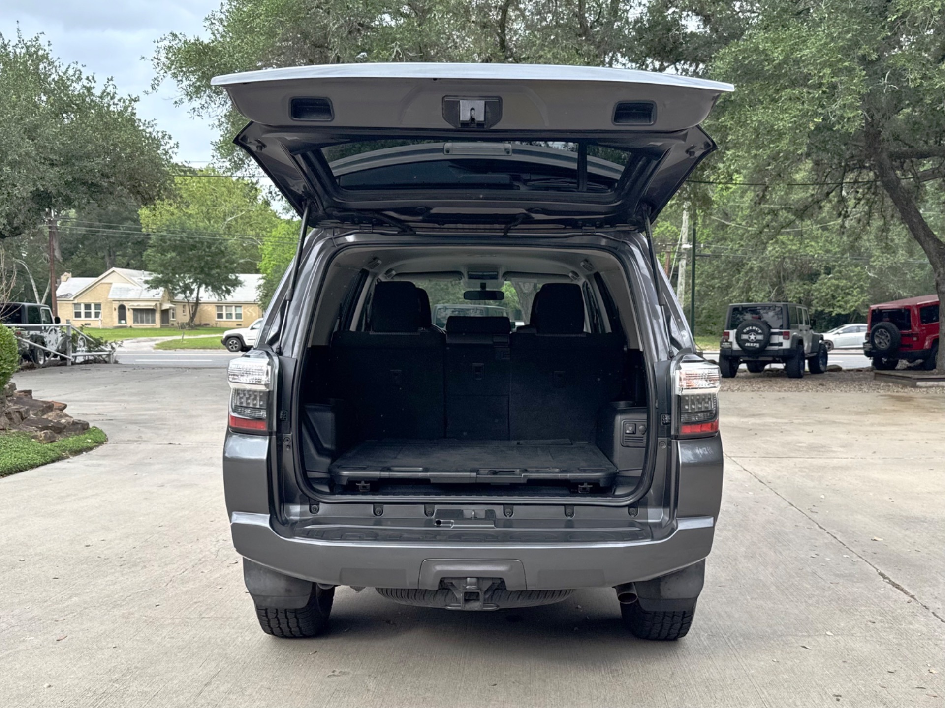 2018 Toyota 4Runner SR5 - 4