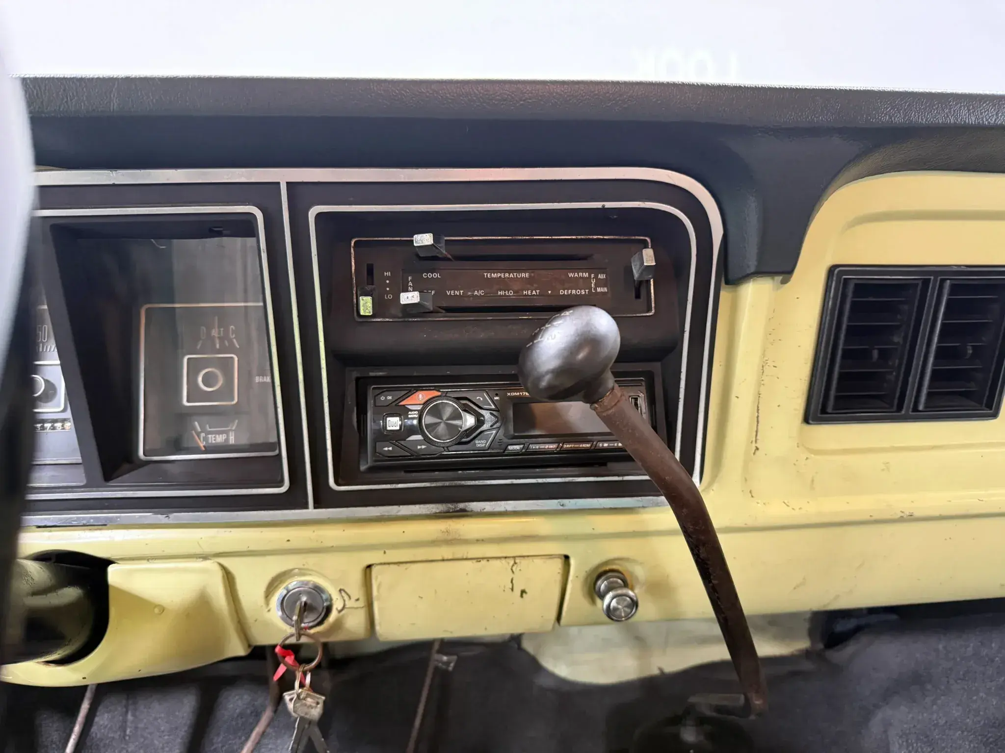1976 Ford F-250 Camper Special