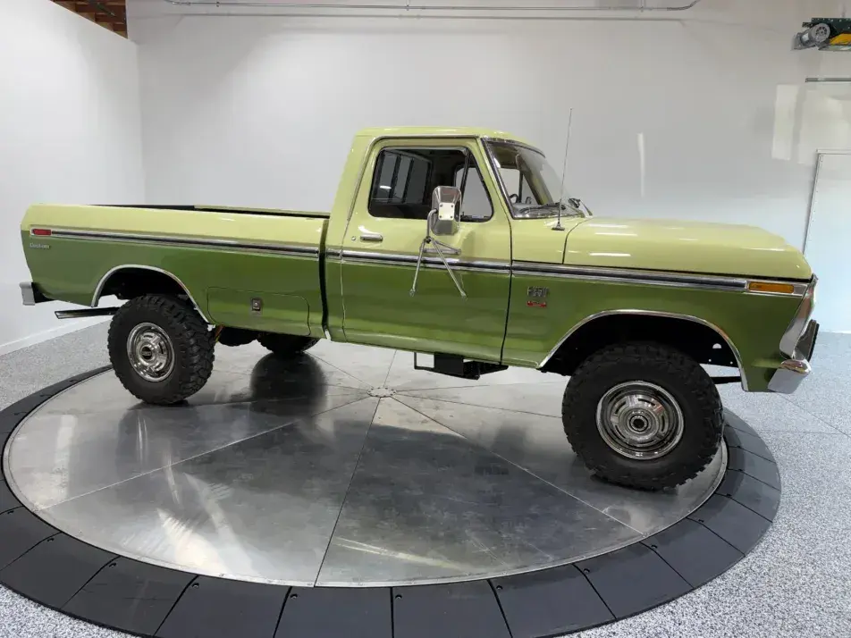 1976 Ford F-250 Camper Special