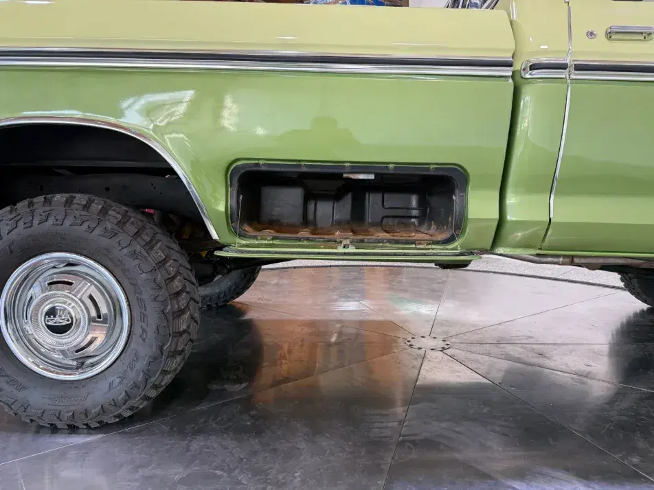1976 Ford F-250 Camper Special