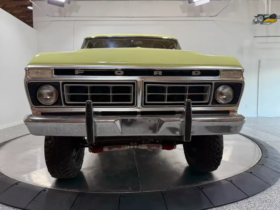 1976 Ford F-250 Camper Special - 4