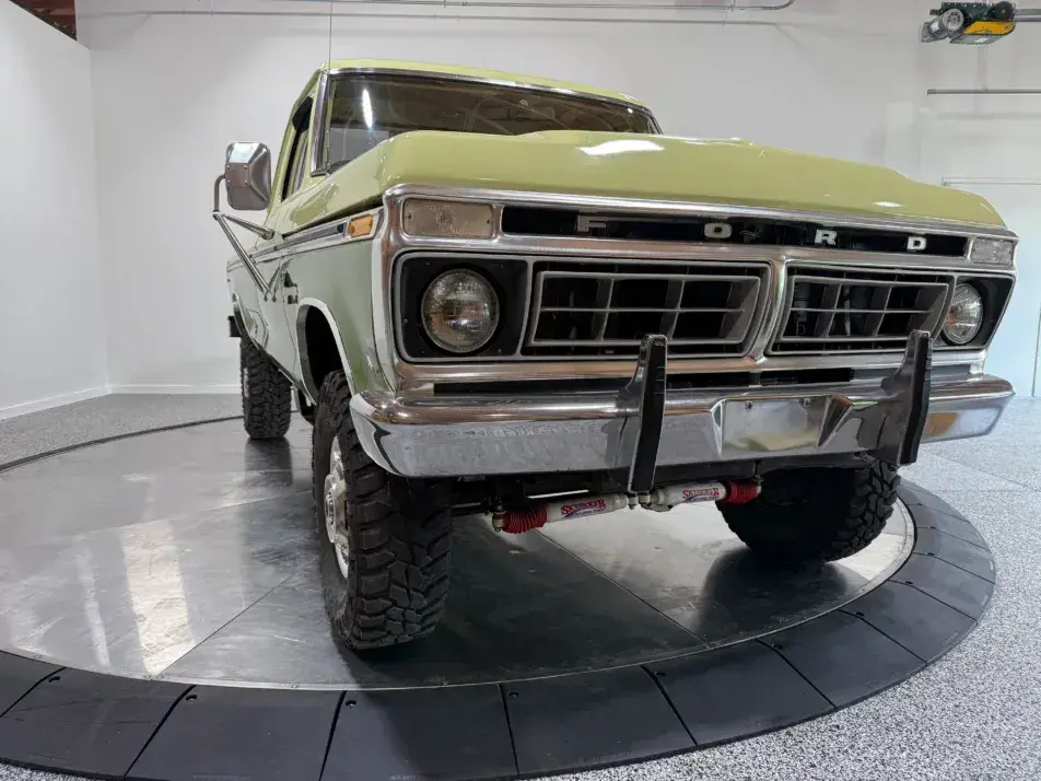 1976 Ford F-250 Camper Special - 5