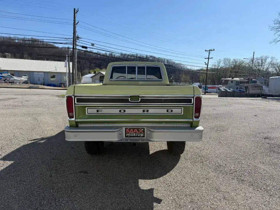 1976 Ford F-250 Camper Special