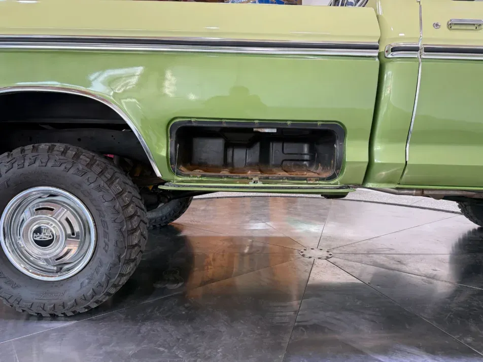 1976 Ford F-250 Camper Special