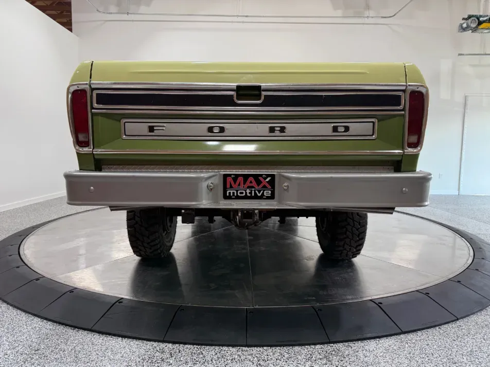 1976 Ford F-250 Camper Special