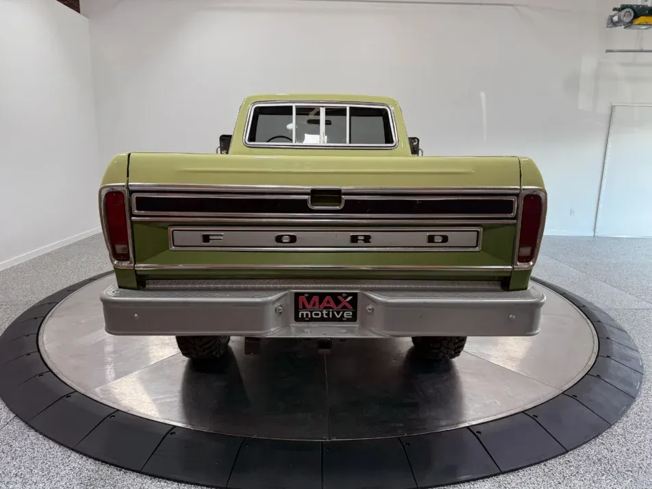 1976 Ford F-250 Camper Special