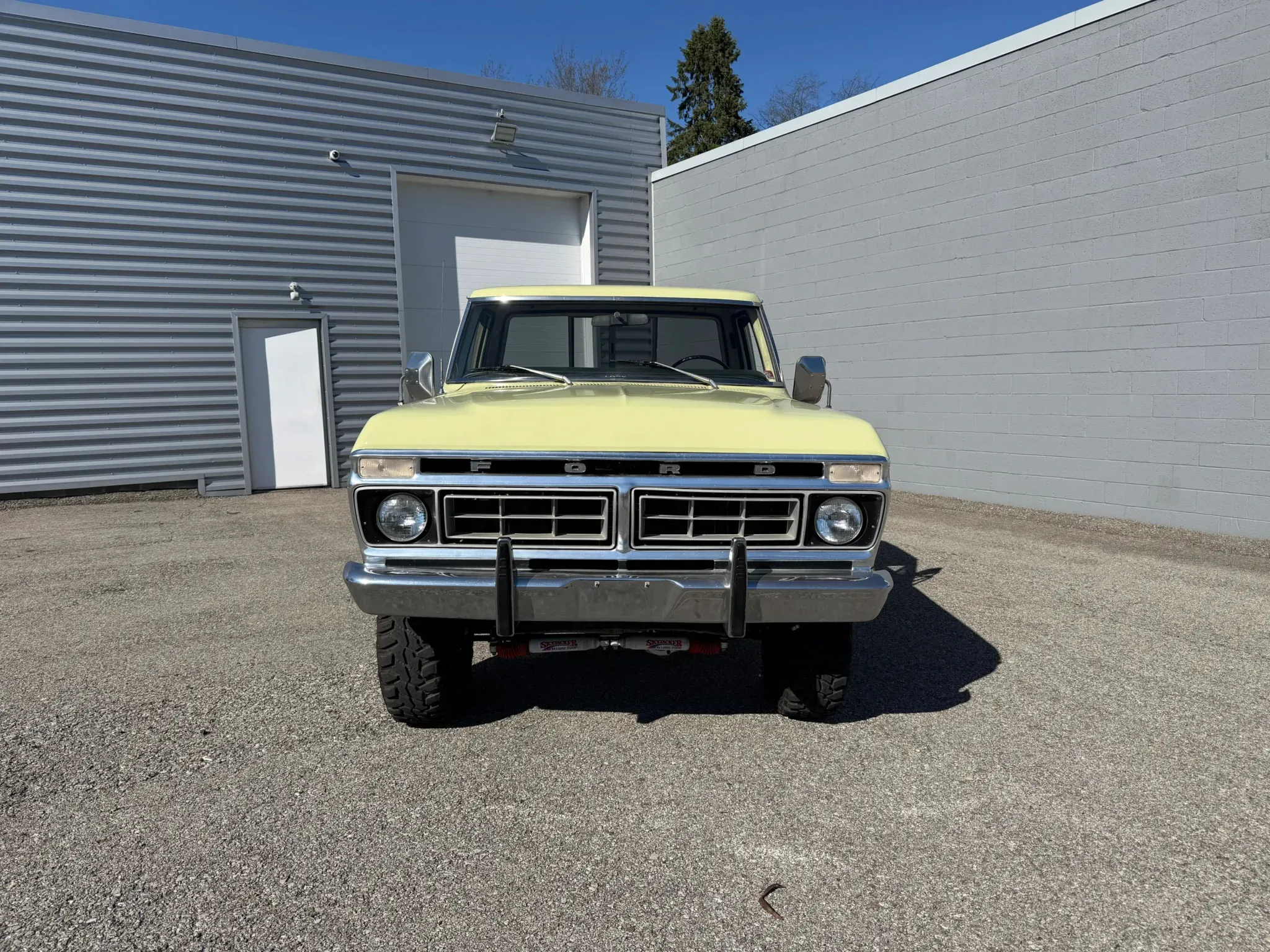 1976 Ford F-250 Camper Special