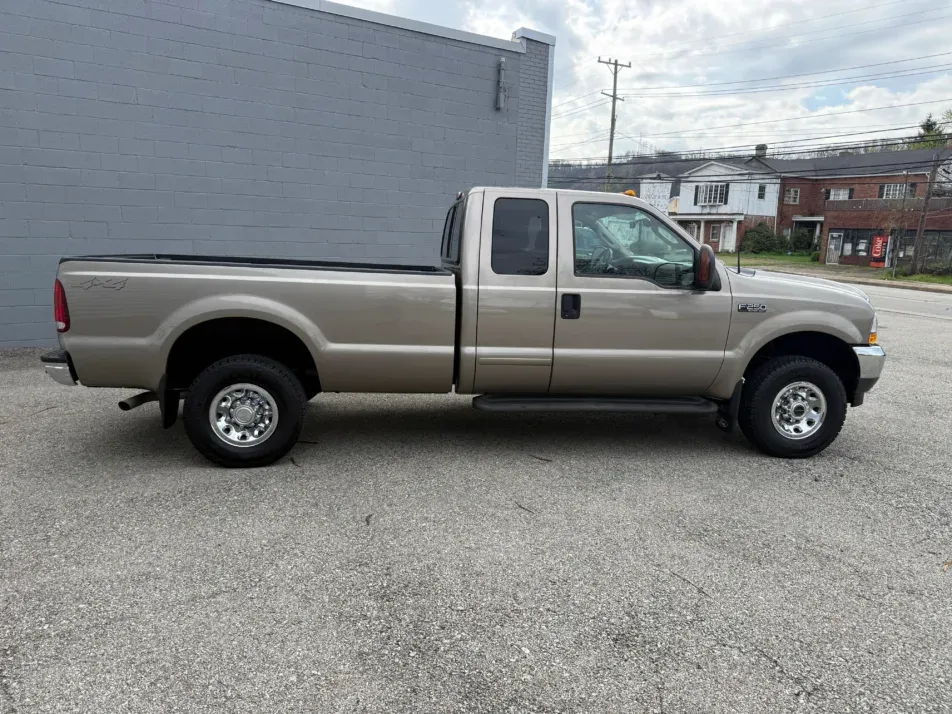 2003 Ford F-250 Super Duty Super Cab