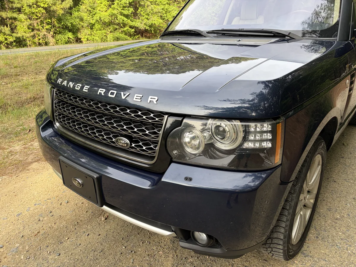 2012 Land Rover Range Rover HSE Luxury