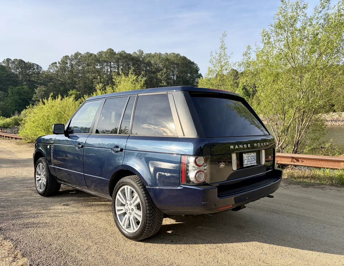 2012 Land Rover Range Rover HSE Luxury