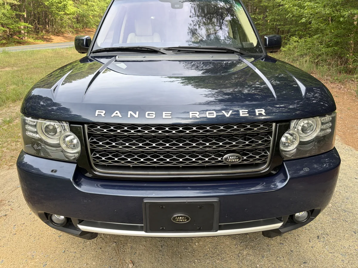 2012 Land Rover Range Rover HSE Luxury