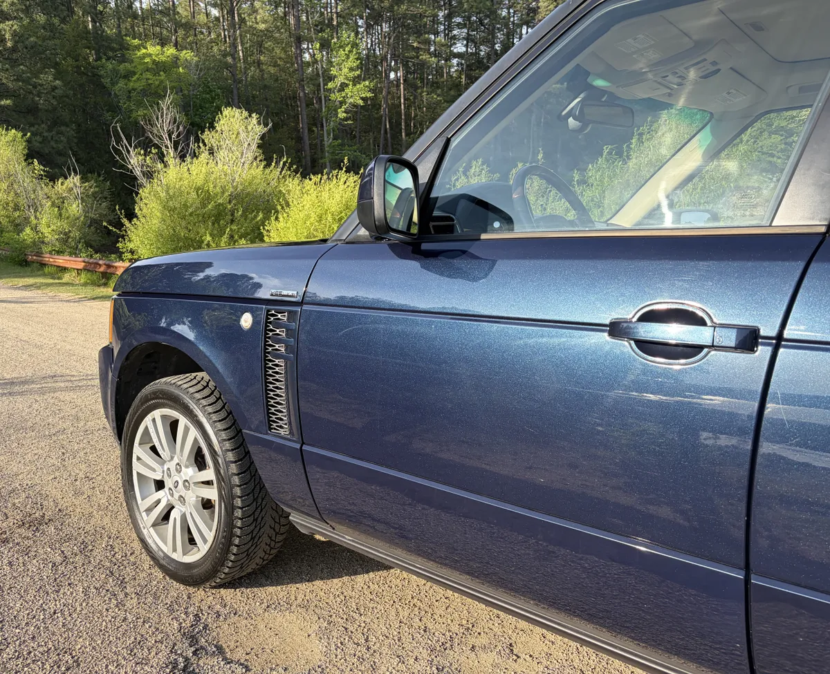 2012 Land Rover Range Rover HSE Luxury