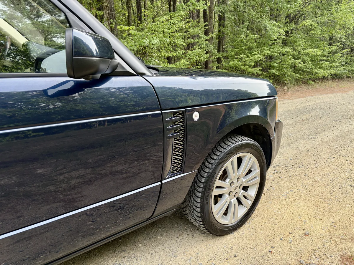 2012 Land Rover Range Rover HSE Luxury