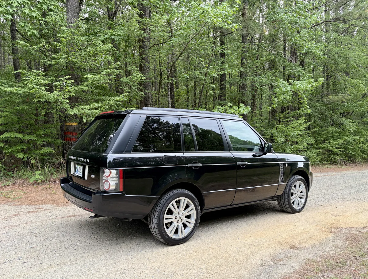 2011 Land Rover Range Rover HSE Lux