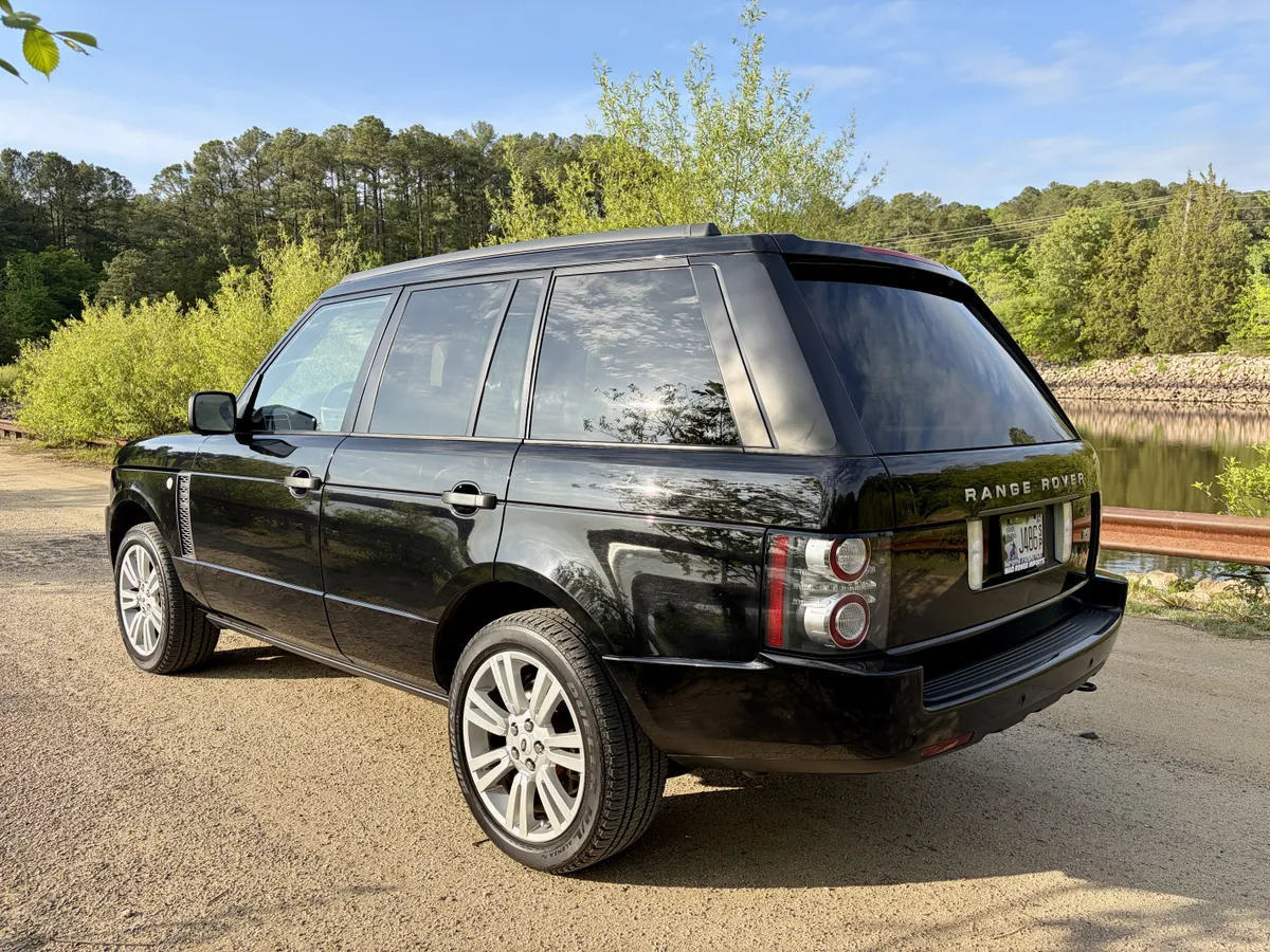 2011 Land Rover Range Rover HSE Lux