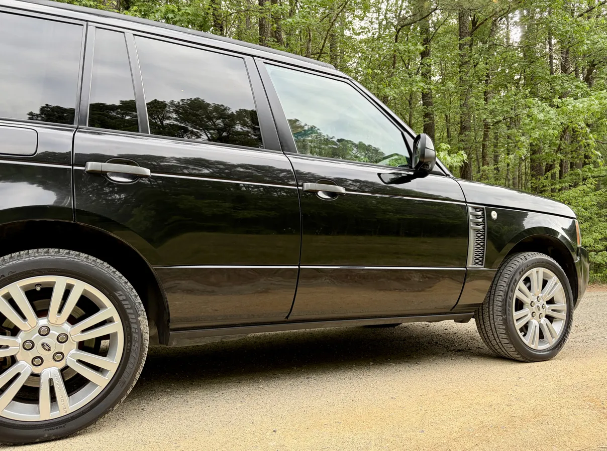 2011 Land Rover Range Rover HSE Lux