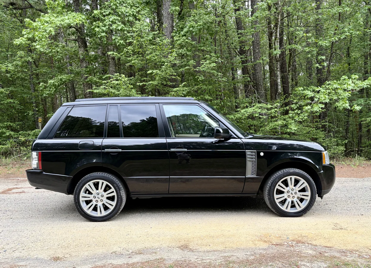 2011 Land Rover Range Rover HSE Lux