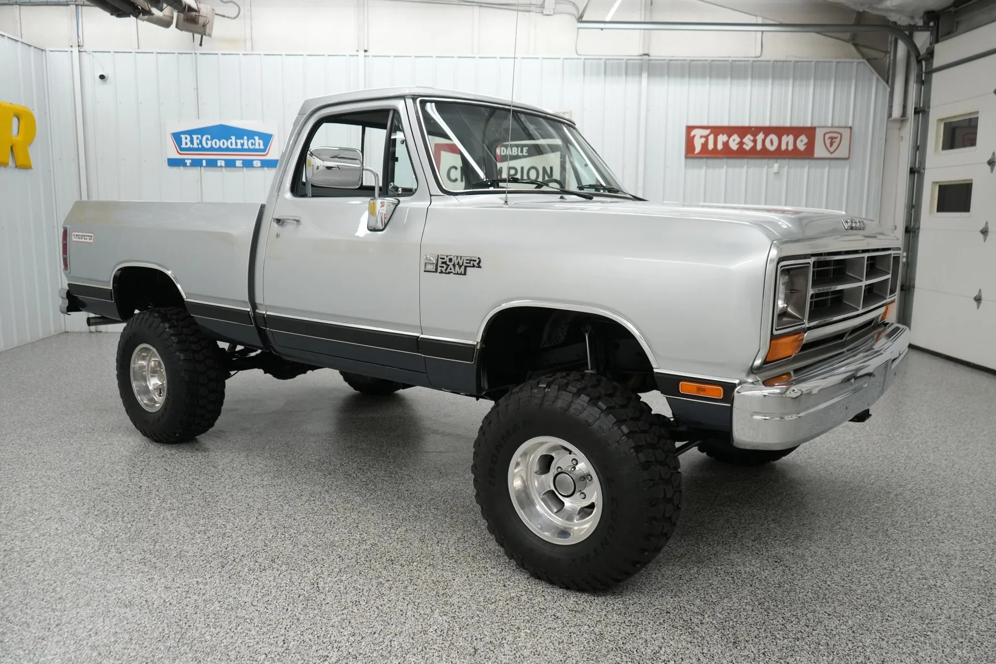 1988 Dodge Power Ram W150
