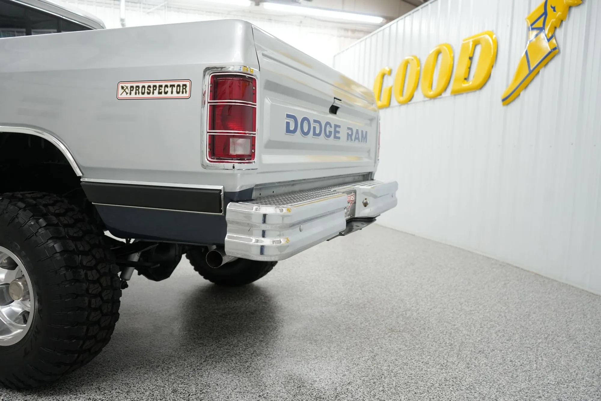 1988 Dodge Power Ram W150