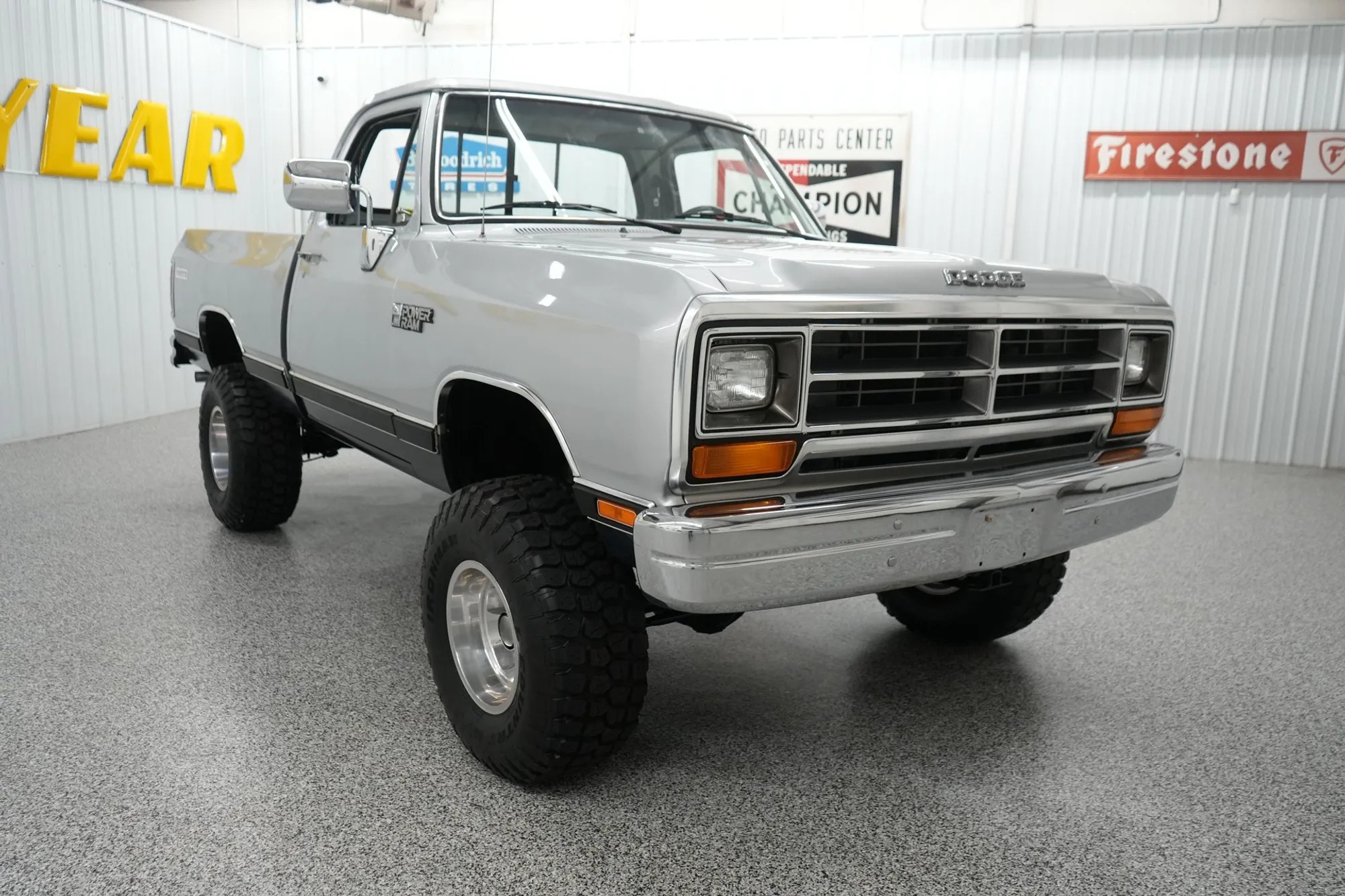 1988 Dodge Power Ram W150
