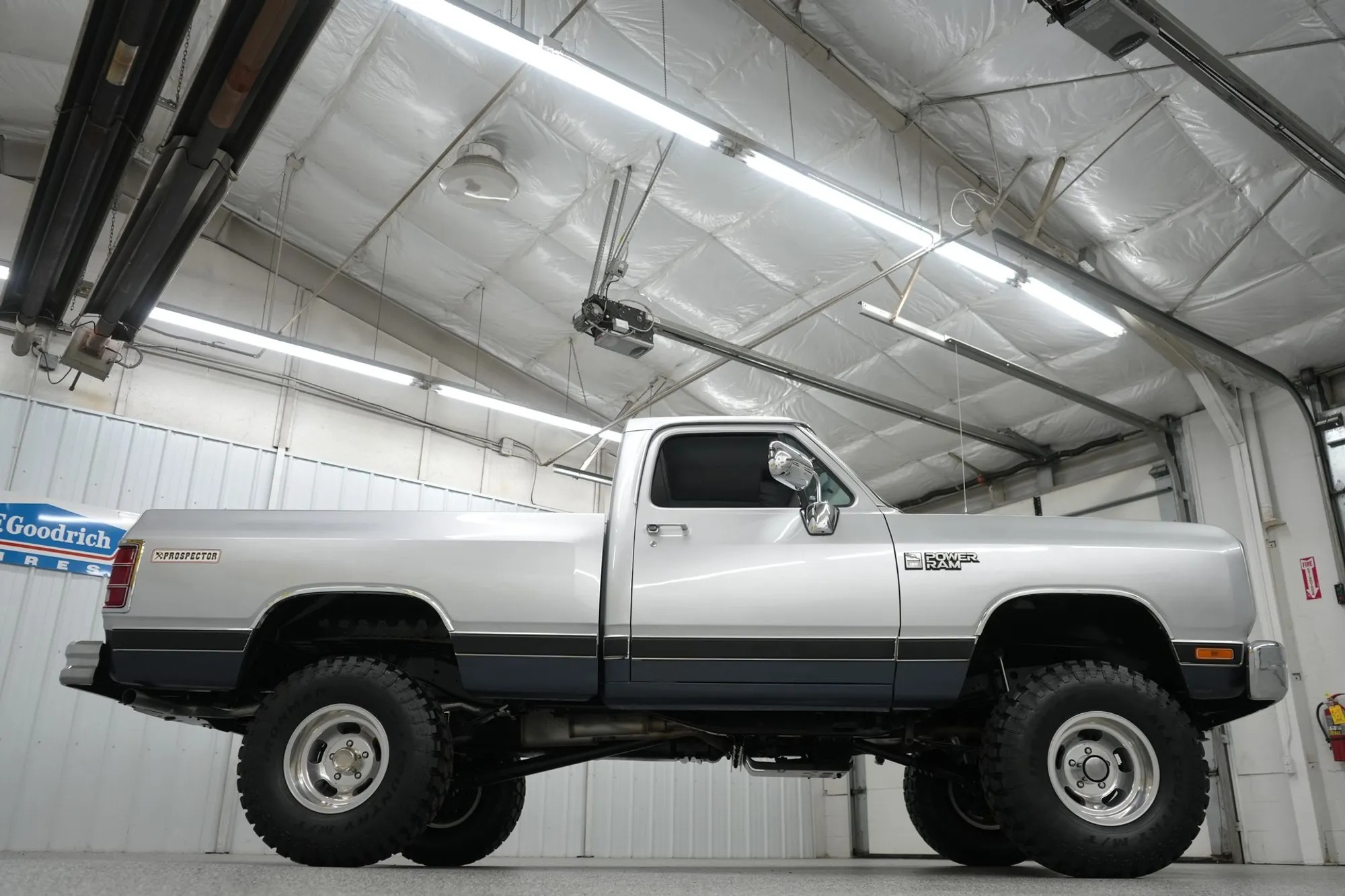 1988 Dodge Power Ram W150