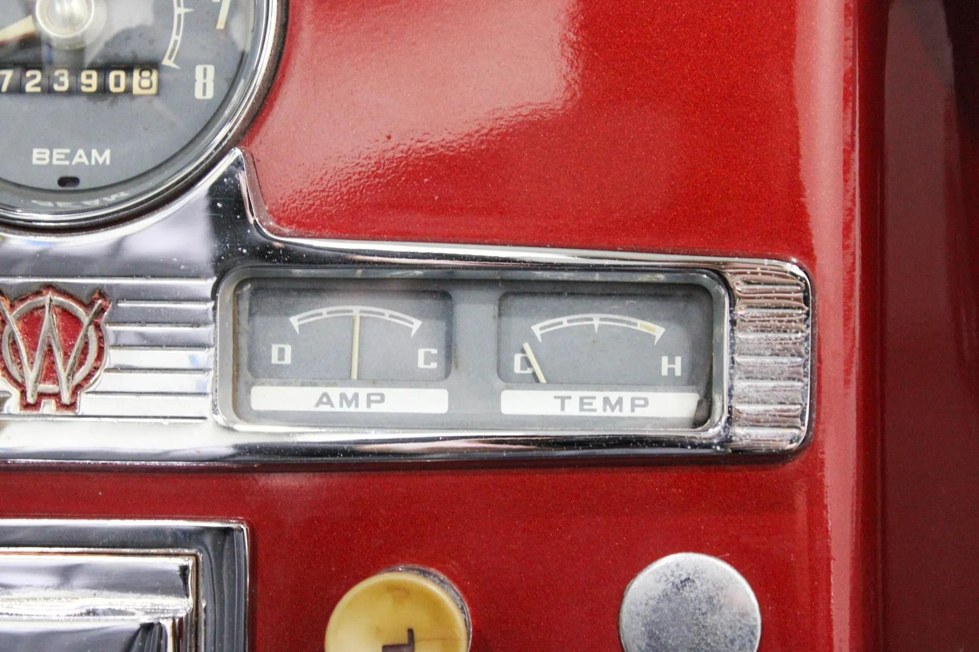 1952 Willys Jeepster