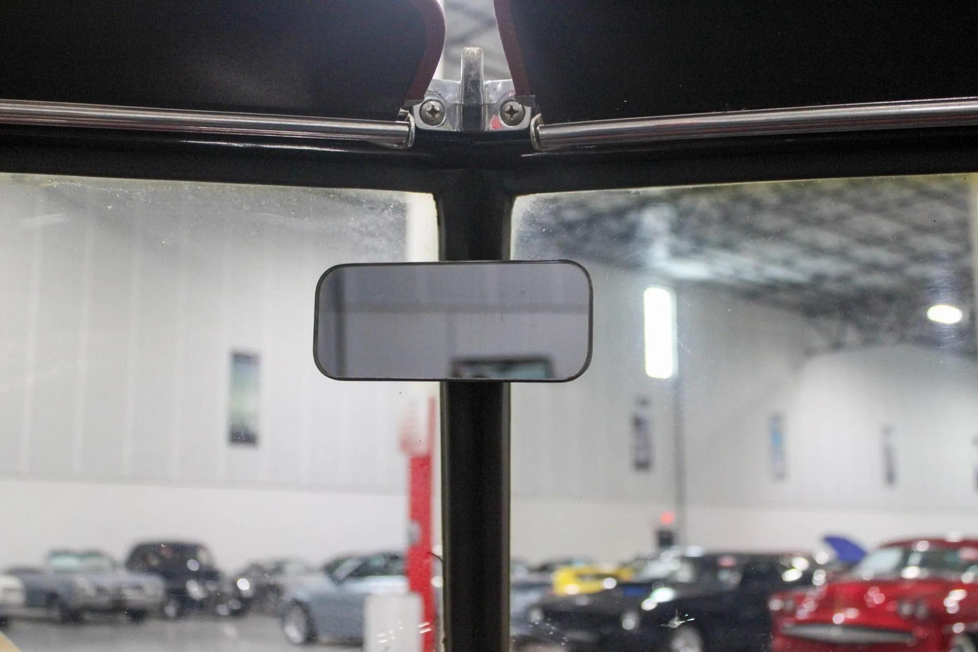 1952 Willys Jeepster