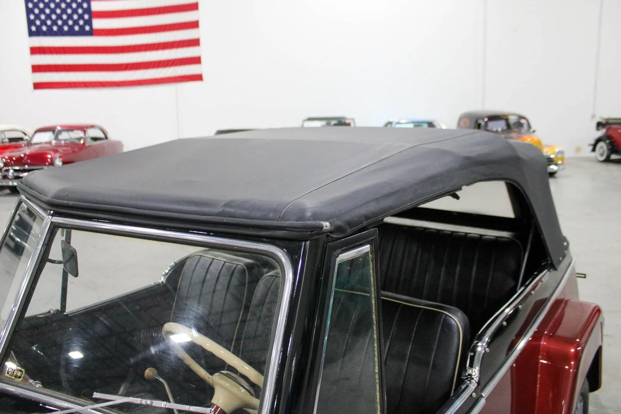 1952 Willys Jeepster