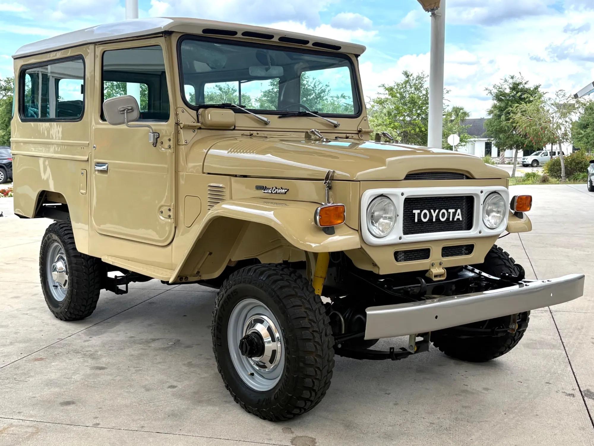 1978 Toyota Land Cruiser FJ43 - 3