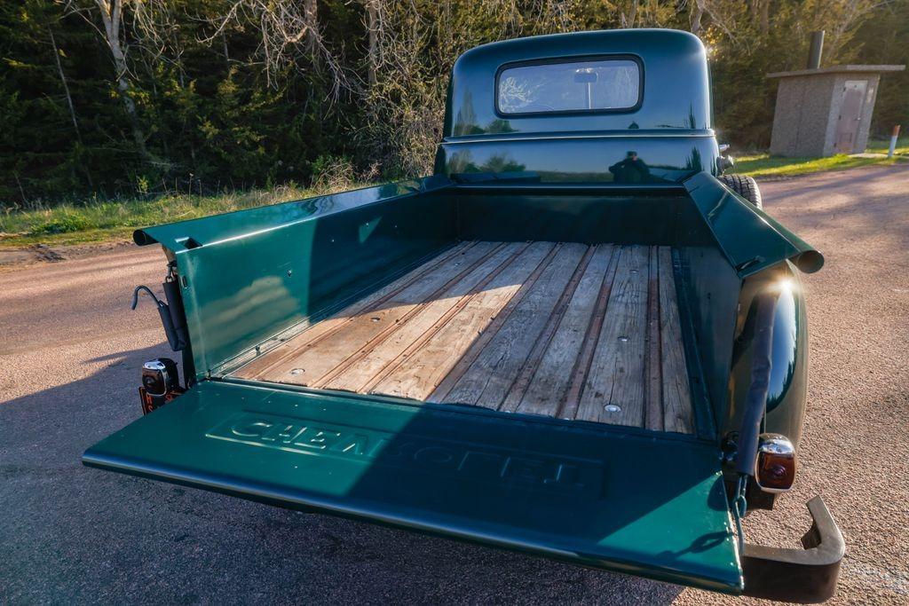 1952 Chevrolet 3600 - 5