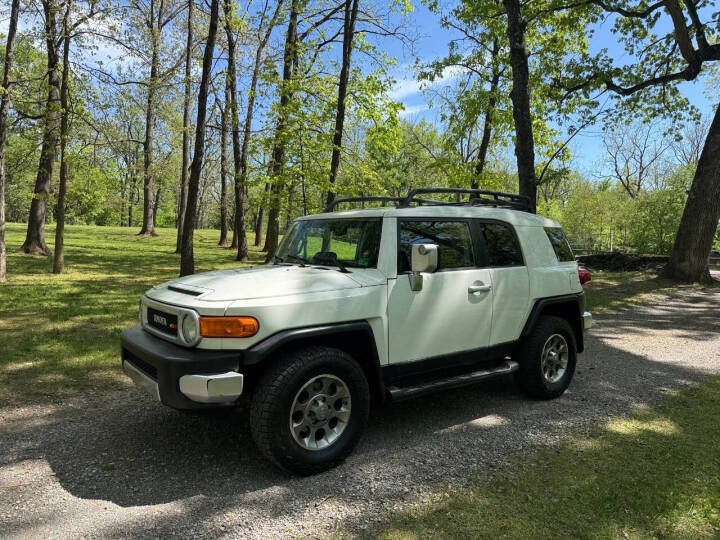 2012 Toyota FJ Cruiser - 2