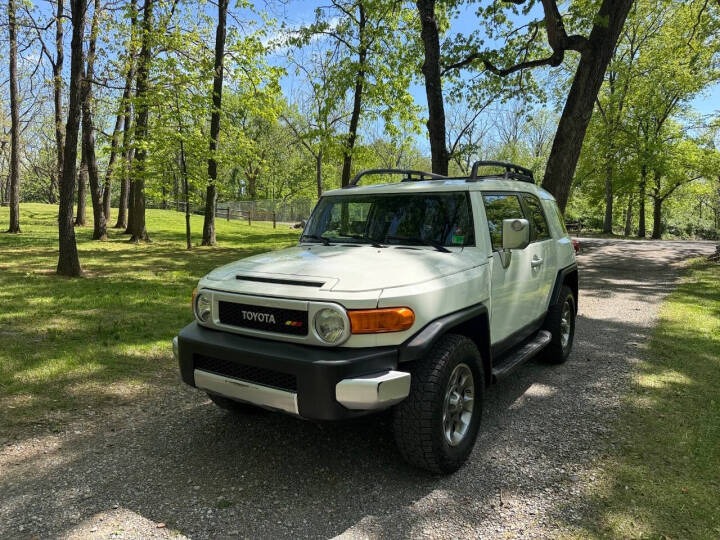 2012 Toyota FJ Cruiser - 3