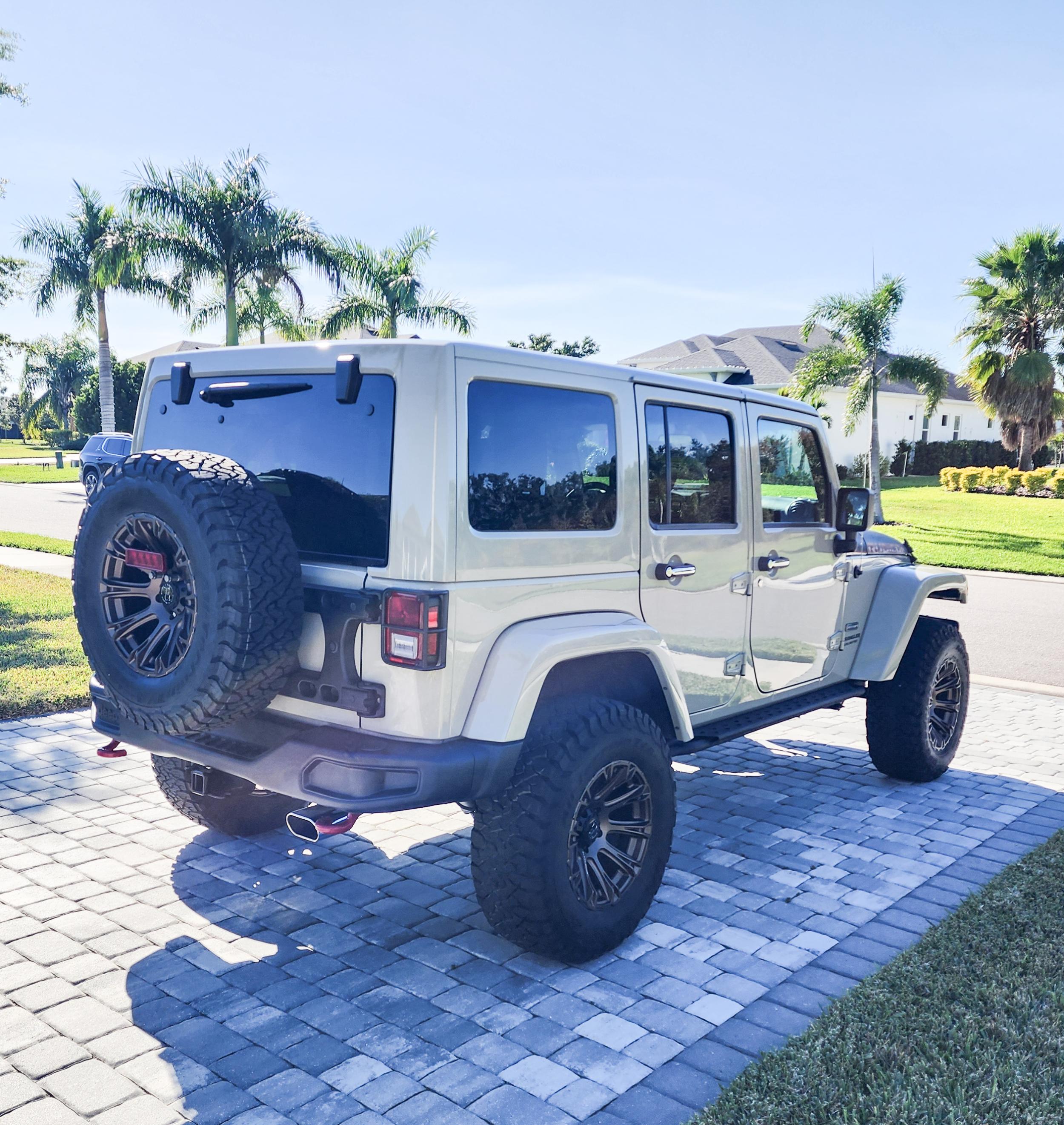 3k-Mi. 2017 Jeep Wrangler Unlimited Rubicon Recon