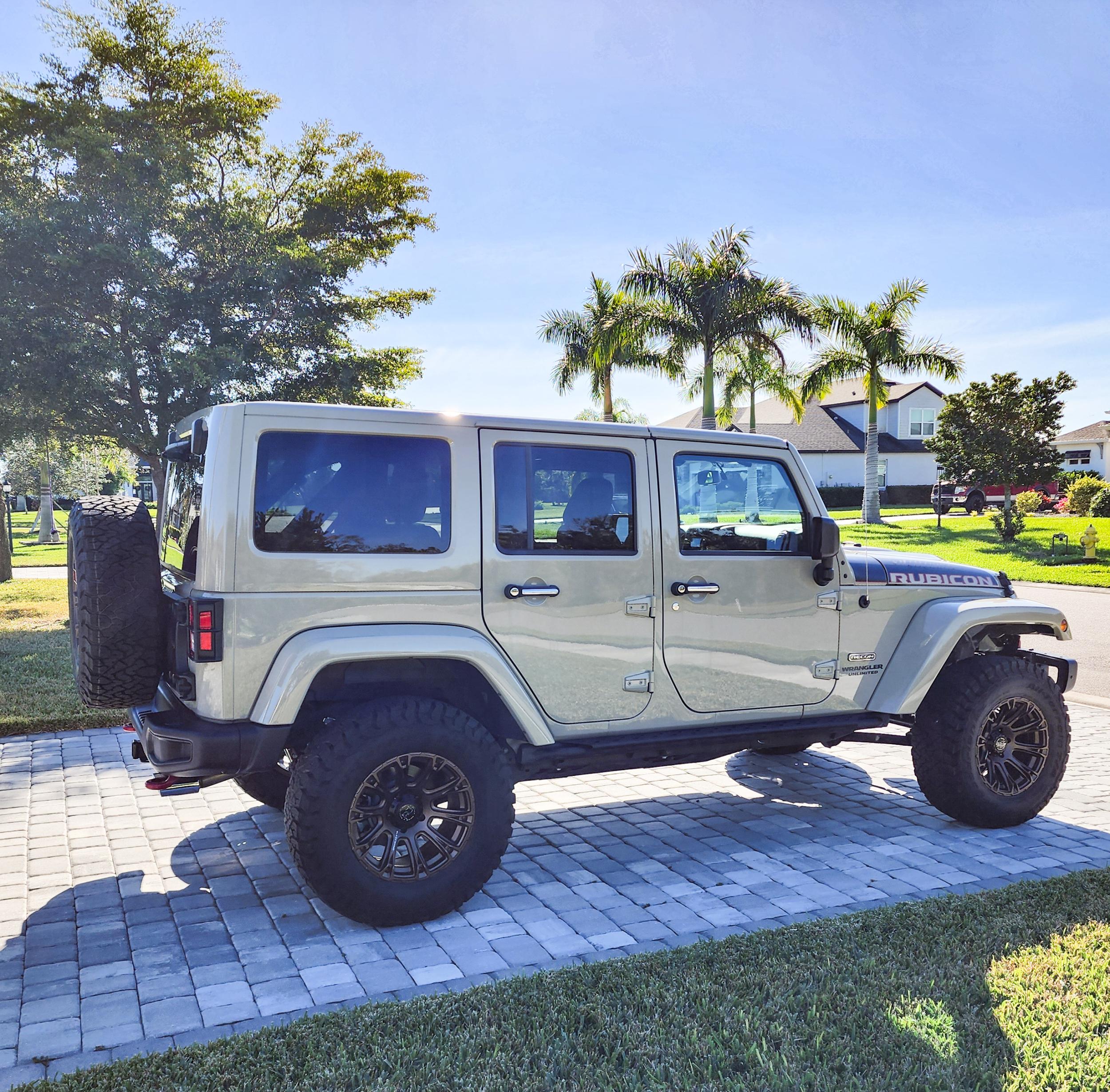 3k-Mi. 2017 Jeep Wrangler Unlimited Rubicon Recon