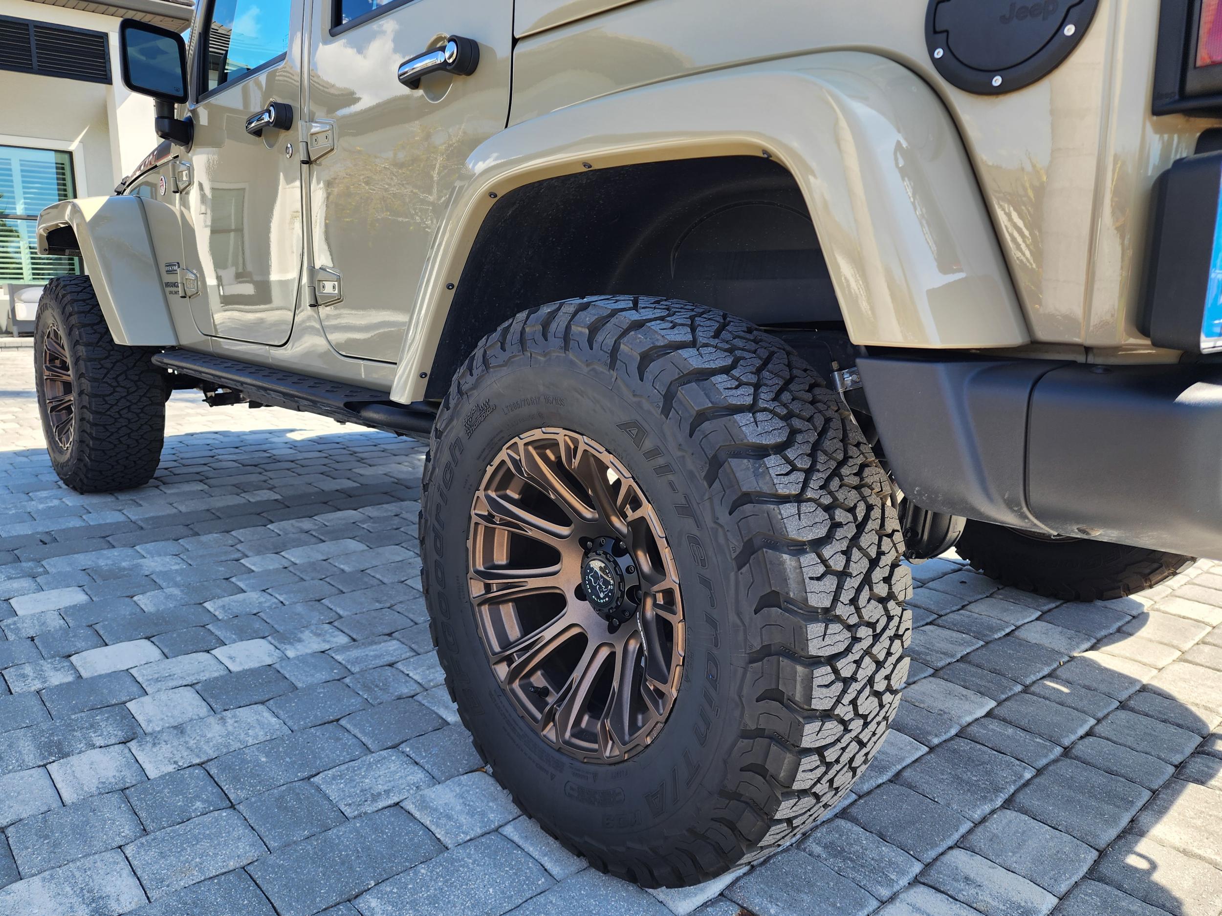3k-Mi. 2017 Jeep Wrangler Unlimited Rubicon Recon