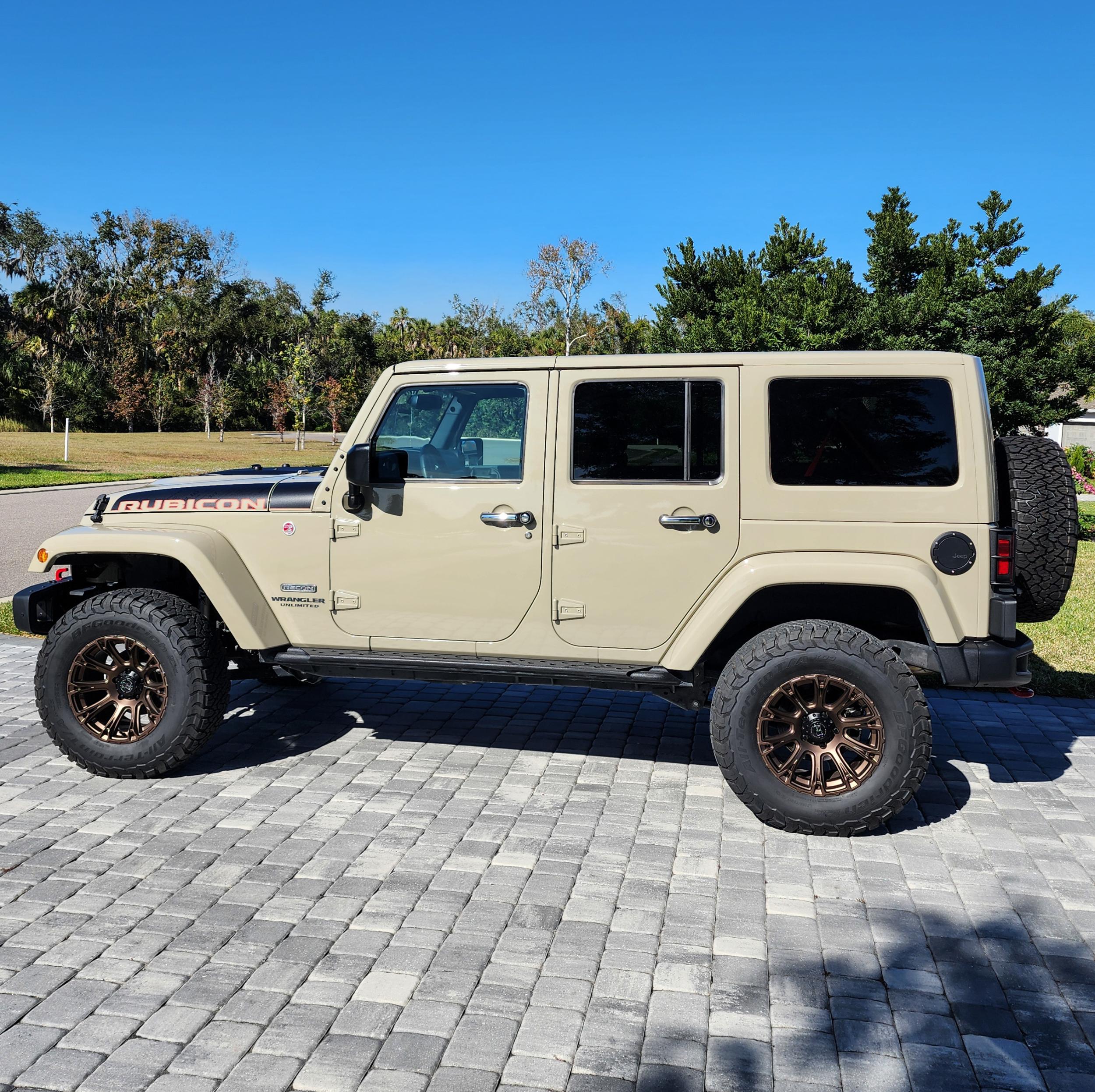 3k-Mi. 2017 Jeep Wrangler Unlimited Rubicon Recon
