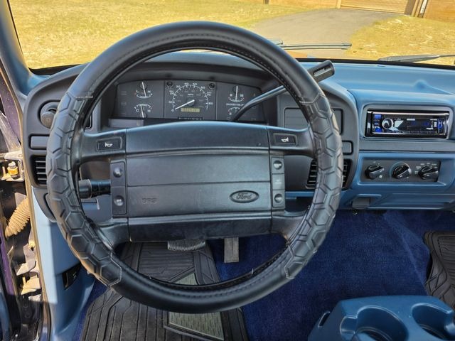 1995 Ford F-150 XLT SWB