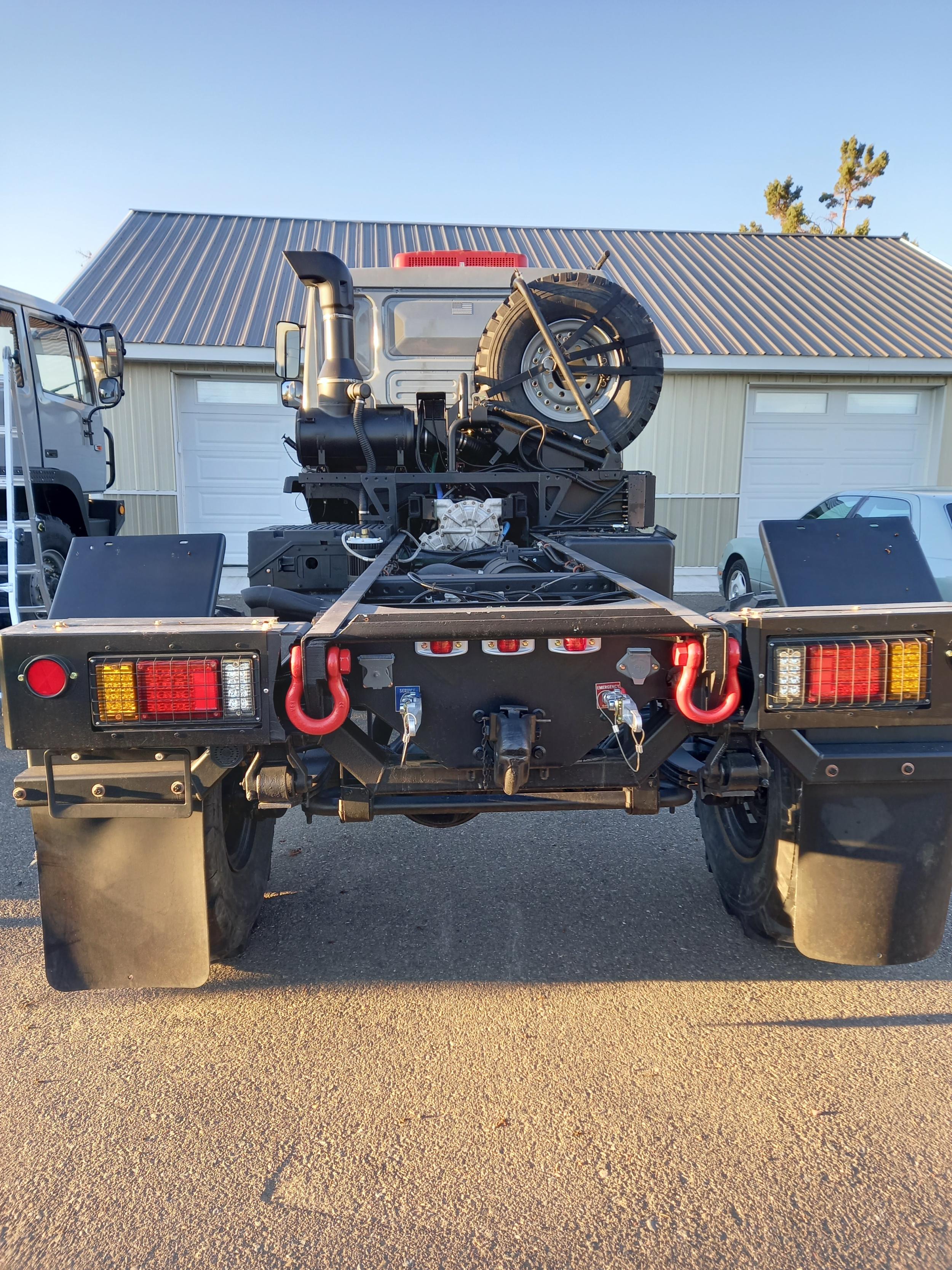 1998 Stewart & Stevenson M1078