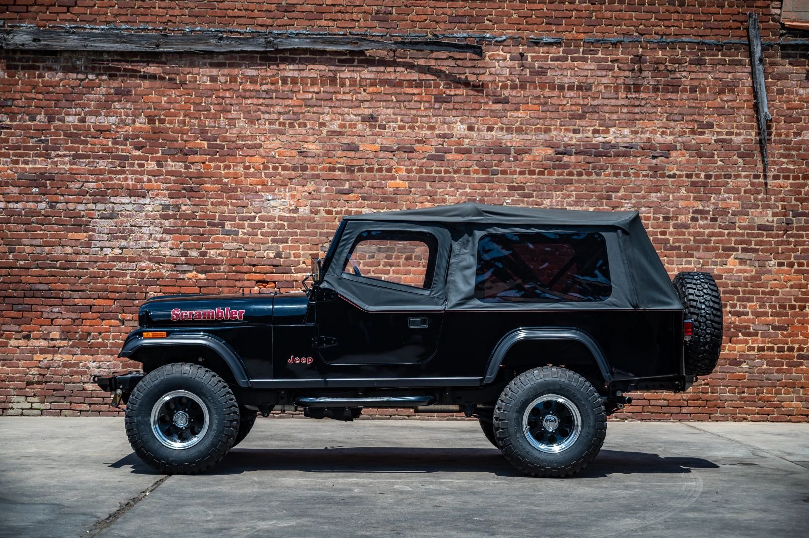 1982 Jeep CJ-8 Scrambler