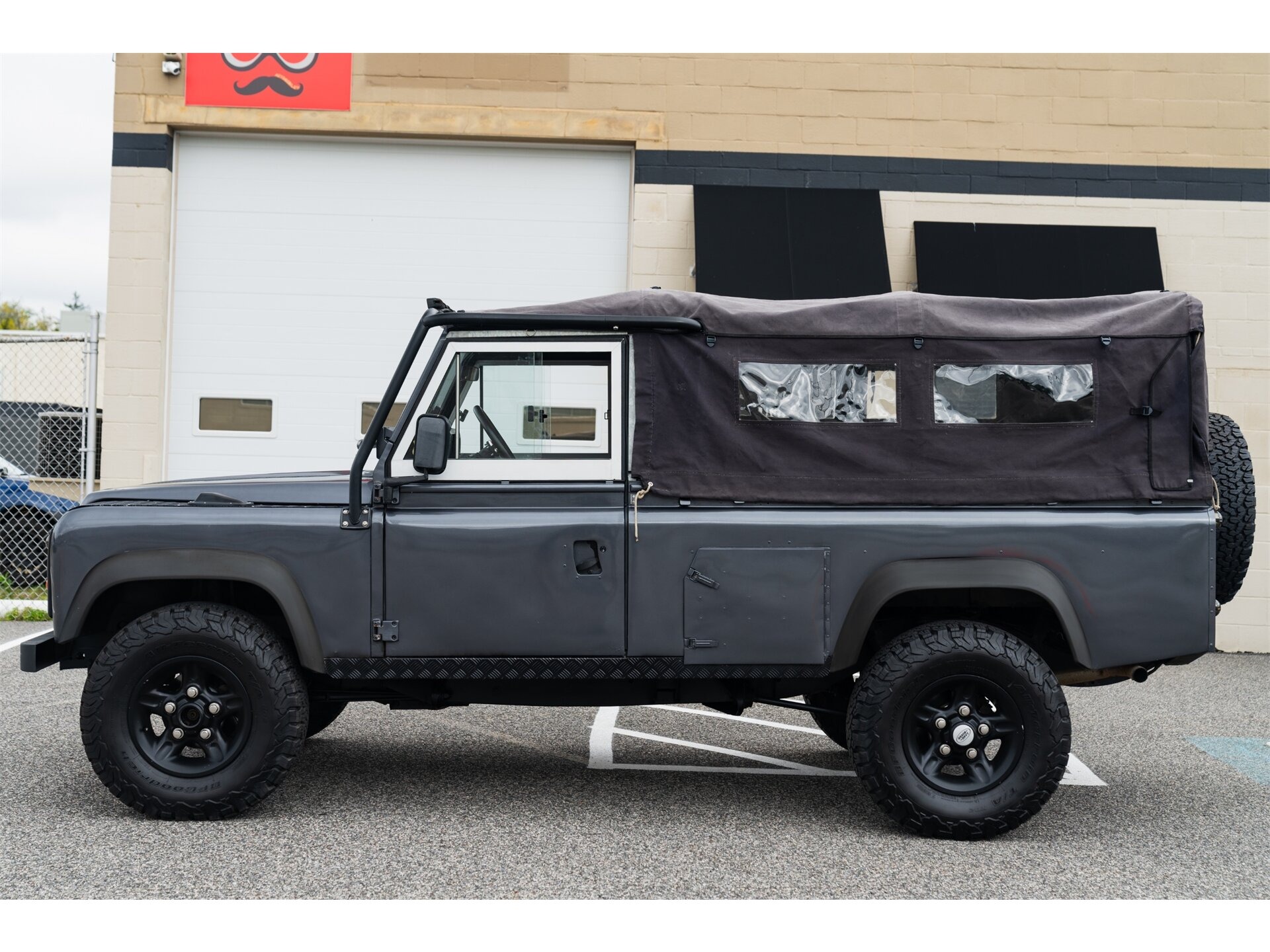 1986 Land Rover Defender Defender 110