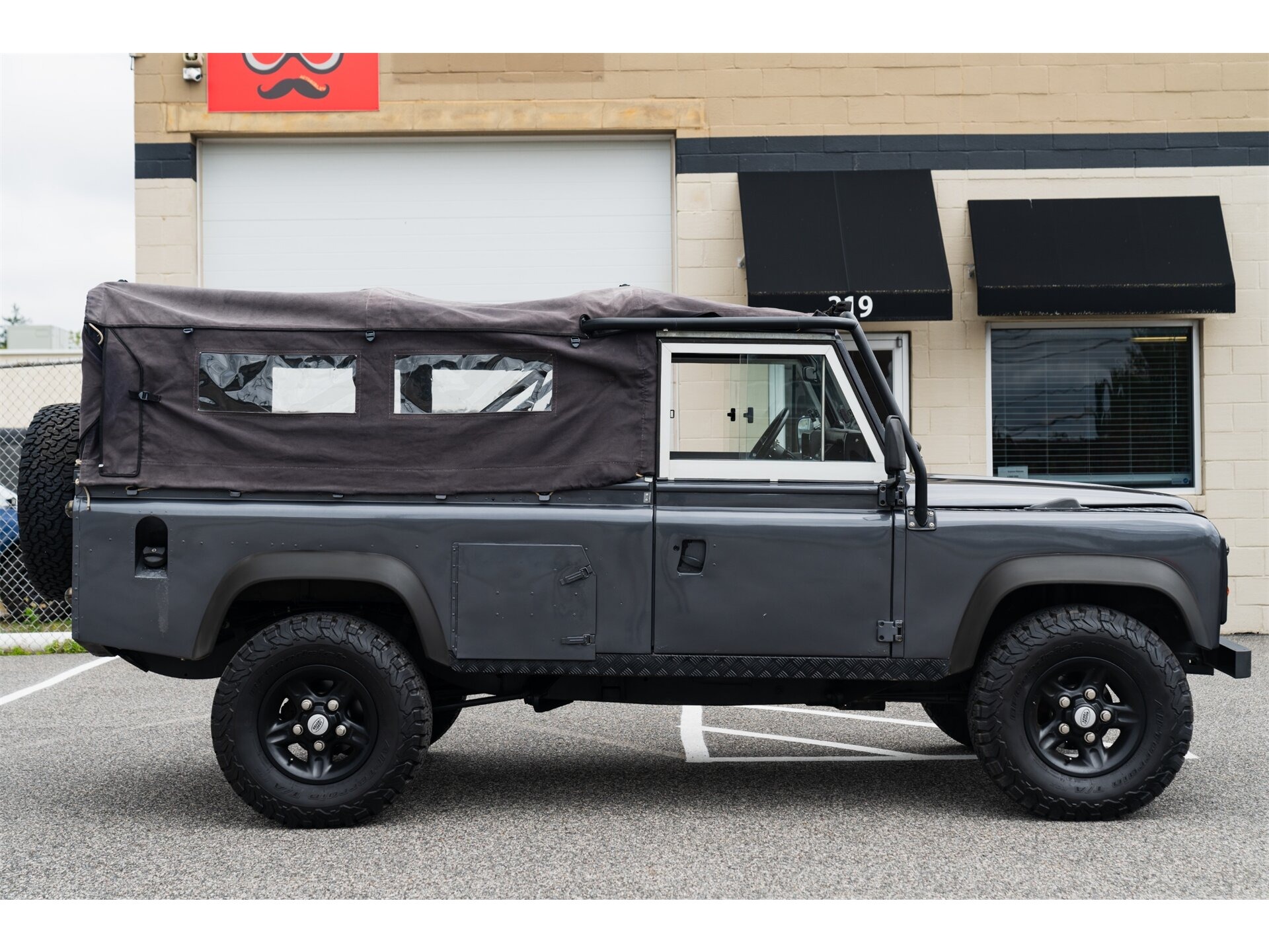 1986 Land Rover Defender Defender 110
