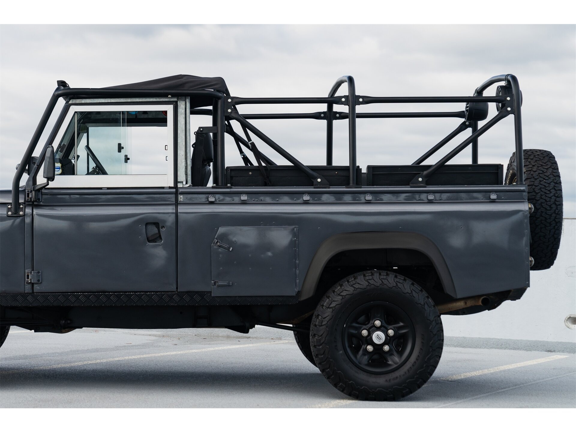 1986 Land Rover Defender Defender 110