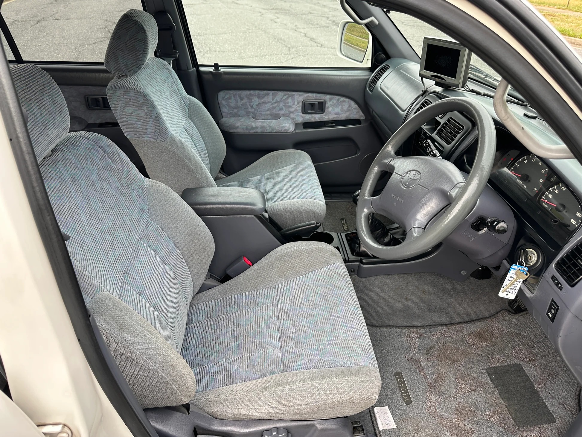 1999 Toyota Hilux Surf SSR-X