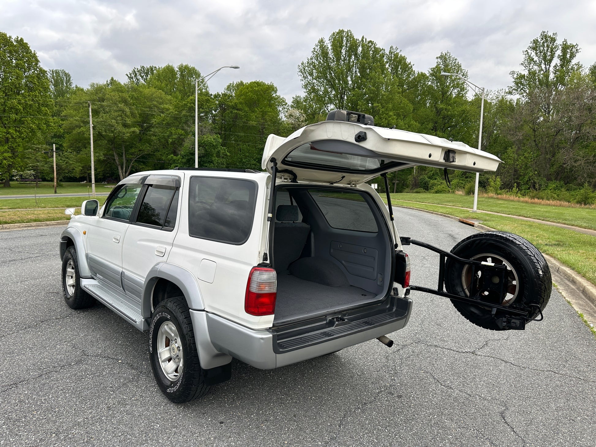 1999 Toyota Hilux Surf SSR-X