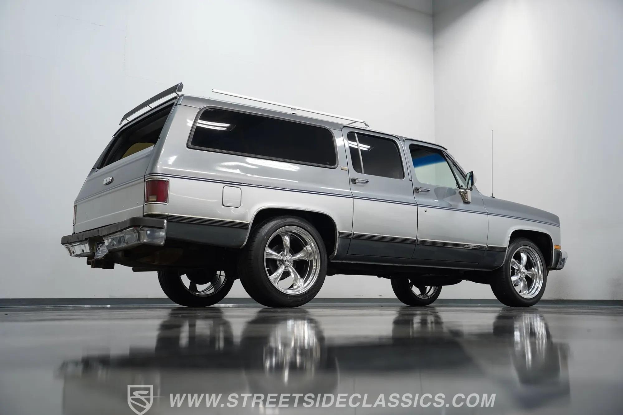 1990 Chevrolet Suburban R1500